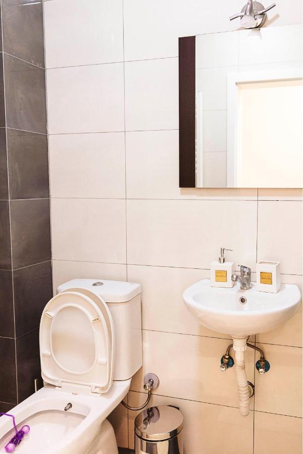 Lina - Prn, Tower Prishtina Apartman Pristina Kültér fotó