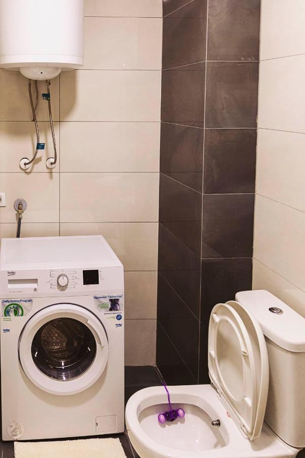 Lina - Prn, Tower Prishtina Apartman Pristina Kültér fotó